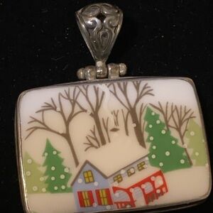 Charming Winter Scene 925 silver porcelain pendant